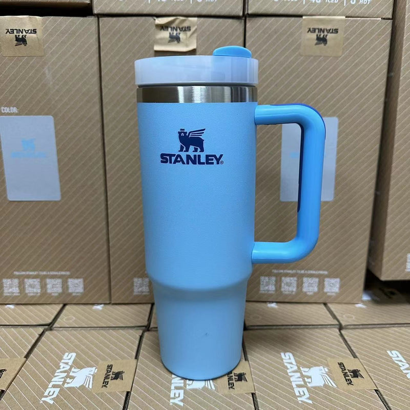 Stanley Tumbler with Handle Straw Lid